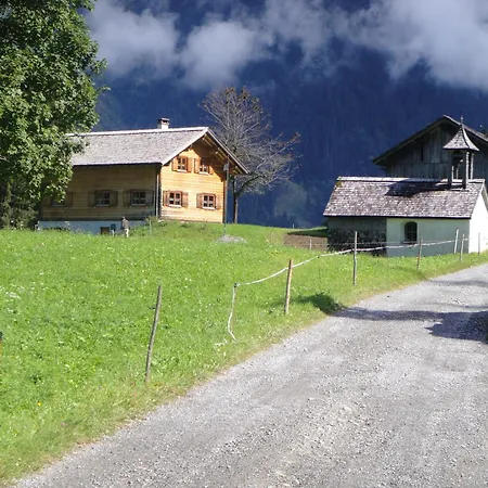 Semesterbostad Maisaess Stossner *